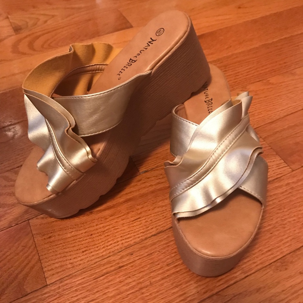 Brand New 2 in Platform Ruffle Sandals